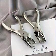 1pc Hole Punch, Postcard Hole Punch, New Design Hole Punch, DIY Craft Cardboard Accessories, Manual - Round Metal Hole Punch, Paper Binding, Small Student Stationery, Loose-Leaf Notebook, Handheld Single Hole Punch