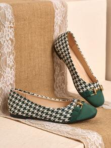 Women's Metal Decor Casual Versatile Flat Shoes - Green - View 4