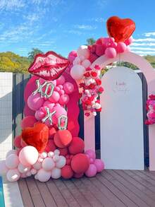 115件套婚礼气球花环套装，包含红色爱心气球、大嘴唇气球、红色、粉色、酒红色乳胶气球，适用于派对装饰、婚礼、新娘送礼会、周年纪念、生日派对、蝴蝶结装饰、情人节、拍照道具、公主主题生日派对、单身派对、粉色主题生日派对、红色主题生日派对等场合。 - 彩色 - 查看 3