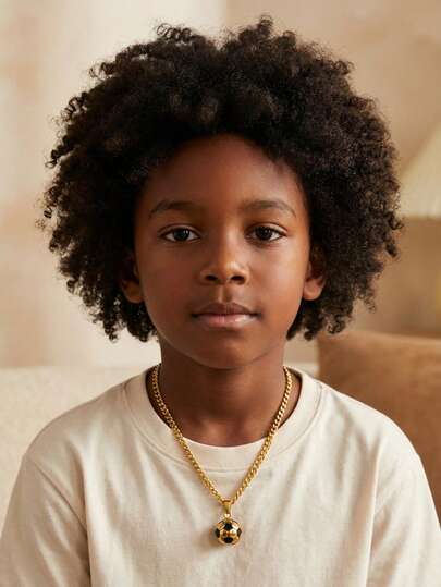 1件镀金钛钢足球吊坠项链，男女通用，时尚街头风派对户外运动配饰，日常装饰礼品