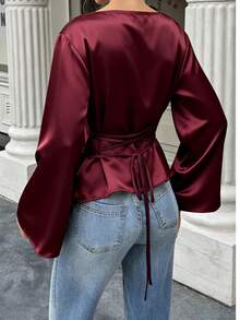 Nouvelle blouse élégante et romantique pour femmes, style casual urbain, col rond, manches chauve-souris longues, taille avec lien, coupe régulière. Convient pour les enseignantes, le printemps/été/automne, l'aéroport, les sorties, les vacances, les occasions décontractées - Rouge foncé - Voir 5