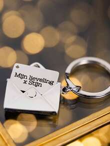 Móc khóa thép không gỉ khắc tên cá nhân này là một món quà tinh tế và nhỏ gọn, hoàn hảo cho Ngày Valentine, Giáng sinh hoặc Kỷ niệm ngày cưới dành cho bạn gái của bạn. Một phụ kiện đơn giản và thời trang. Tình yêu vĩnh cửu, Phong cách những năm 2000 - móc khóa - Xem 7