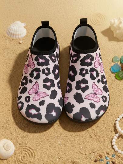 2025 Nuevos zapatos de playa para mujer, antideslizantes, anti-arena, resistentes a los arañazos, de secado rápido, aptos para exteriores, deportes acuáticos, fitness en interiores, correr, saltar la cuerda, yoga, calcetines acuáticos, snorkel, rafting, natación