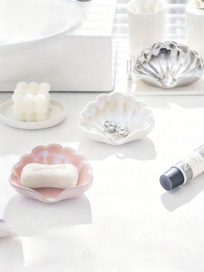 Bladformat tvålkopp för badrumsbänkskiva, rymmer tvål, tandborste och toalettartiklar; moderna heminredningstillbehör; förvaringsställ för tvål och toalettartiklar; slät yta; plastmaterial.