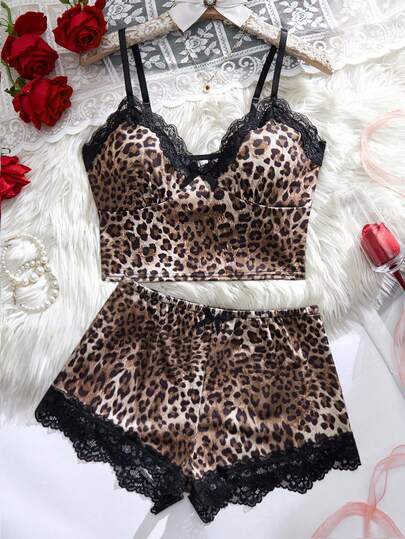 2-delat leopardmönstrat pyjamasset för kvinnor, inklusive v-ringad spetstopp och shorts med spetskant, rosett i midjan, sexiga och bekväma mamma-och-mig-sovkläder