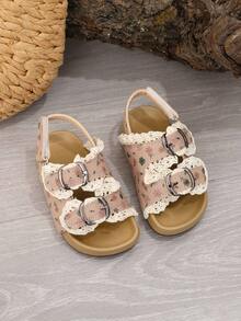 1双芭蕾舞款式女童凉鞋，新款夏季碎花露趾沙滩鞋，公主鞋