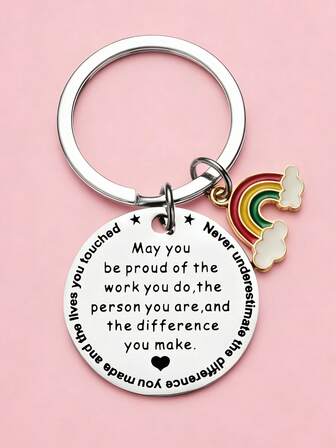 1 st. Regnbågsberlock för kvinnor och män. Må du vara stolt över det arbete du gör. Underskatta aldrig skillnaden du gjort. Graverad nyckelring i rostfritt stål. Söt, moderiktig bilnyckelring för kollegor.
