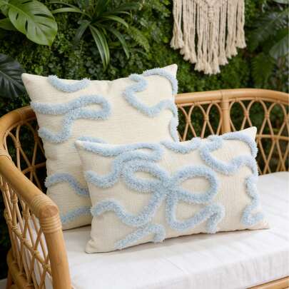 1 chiếc vỏ gối trang trí bằng nhung mềm mại họa tiết bướm, kích thước 45cm*45cm, thích hợp trang trí sofa, giường và phòng ngủ, sử dụng trong nhà và ngoài trời. Không bao gồm ruột gối.