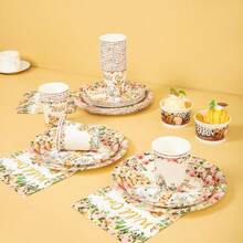 一套花卉动物主题一周岁生日一次性餐具，包括餐盘、餐巾纸、杯子、桌布和三角旗，适合16位客人使用，一次性纸盘，适用于生日、婚礼、主题派对、家庭野餐等场合。 - 彩色 - 查看 4