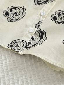 Set de 2 piezas con blusa de manga larga con cuello de volantes y estampado de mariposas + falda para niña