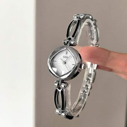 1件白色简约菱形金属链手链手表，复古石英表，防水设计，女士款，适合日常装饰