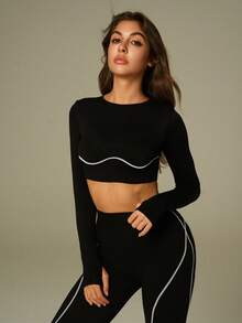 UONNOU 两件套女士运动长袖塑身衣套装，包含上衣和裤子，适合运动、休闲、塑身、瑜伽等场合，圆领设计，白色轮廓线勾勒，超短塑身上衣，运动拇指孔设计，收腰设计 - 黑色 - 查看 6