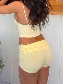 Quần short nữ Vaiaye màu trơn, dáng ôm vừa vặn, cạp thấp, kiểu dáng tối giản, phù hợp cho mùa hè, phong cách boho, đi biển, dự tiệc và mặc hàng ngày. - Màu vàng - Xem 2