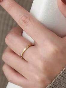 Luxury Half Eternity Ring With Cubic Zirconia, Gold And Silver Costume Jewelry - 金色 - 查看 7