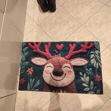 1pc New Winter Cute Smiling Deer Print Doormat, Uploaded Real Photos & Details, Suitable For Living Room, Bedroom, Indoor - Machine Washable - Flannel Material, Delicate Wrap, Skin-Friendly, No Pilling, Water-Resistant Easy Care, No Odor - Ideal For Home Decor, Room Decor, Living Room Carpet, Bedroom Carpet, Bathroom Carpet, Kitchen Carpet, Area Rug, Hotel Decor - Area Rug, All Season Use - Multicolor - View 4