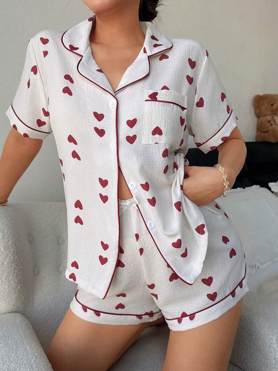 Bộ đồ ngủ nữ 2 món in hình trái tim đỏ ngày Valentine, gồm áo sơ mi ngắn tay cài cúc và quần short, đồ mặc nhà mùa hè thoải mái. - Đỏ và trắng - Xem 1