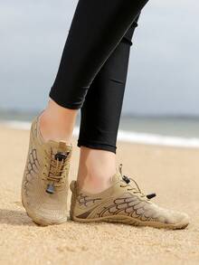 1双女士夏季新款沙滩涉水鞋水上运动速干赤脚水鞋，适合海滩度假、露营、派对、游泳、冲浪、漂流、健身、瑜伽、健身房锻炼 - 卡其色 - 查看 4