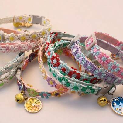 New Pet Supplies Wholesale Factory Direct INS Style Colorful Lace Flower Collar With Bell For Cats And Small Dogs