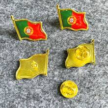 2枚世界国旗胸针，波浪形树脂旗帜徽章，合金奖章胸针，合金和树脂材质，适用于节日、庆典、日常装饰、西装胸针