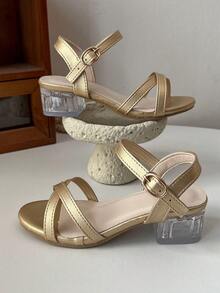 Sandalias de tacón alto elegantes para niñas, tallas 26-36 | Tacón grueso transparente y correa para el tobillo | Zapatos metálicos multicolor, adecuados para niña de las flores, comunión y ocasiones formales - Dorado - Ver 7