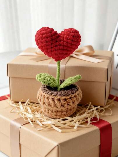 心形盆栽，浪漫手工针织仿真花盆，心形手工针织仿真花盆，情人节家居装饰迷你摆件，情人节礼物，钩针编织小饰品，学习用品，浴室用品，浴室装饰，家居装饰，周年纪念装饰，情人节装饰