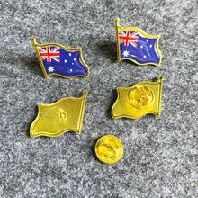 2枚世界国旗胸针，波浪形树脂旗帜徽章，合金奖章胸针，合金和树脂材质，适用于节日、庆典、日常装饰、西装胸针