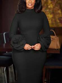 女士优雅玫瑰装饰中长连衣裙，纯色针织面料，饰以3D立体花朵，适合秋冬季优雅场合、派对、正式活动等。 - 黑色 - 查看 4