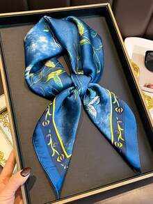 1条优雅印花27.6英寸丝滑小方巾，女士头巾，多功能领带，时尚发带，发饰，防晒围巾 - 藍色 - 查看 5