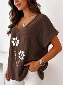 大码女式印花T恤，亚麻V领蝙蝠袖T恤 - 宽松休闲上衣，适合春夏穿着 - 咖啡棕 - 查看 5