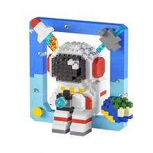 Small Particle Astronaut Building Blocks Toy, Creative Building Blocks Toy Indoor Decor, Suitable For Most Scenarios As Ornaments, Creative Assembly Building Blocks Toy, Enhance Hands-On Ability - Multicolor - View 11