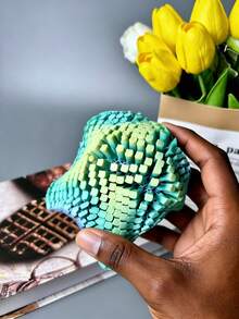 Modelo de estrella de mar 3D multiarticulado y móvil - Extremidades flexibles y posicionables, colores iridiscentes arcoíris (turquesa/rosa/verde/morado) - Body suave, movimiento lento y reptante - Figura de colección y novedad para regalos de Pascua - multicolor - Ver 4