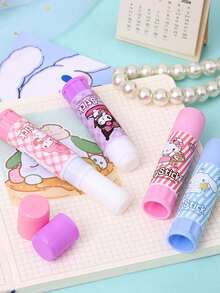 Sanrio 1/2/3/4支装 My Melody Kuromi Cinnamoroll Hello Kitty 强力胶棒 可爱 DIY 手工固体胶 适用于日记本和办公用品 万圣节 圣诞节礼物 返校季学习用品（部分产品随机发货）