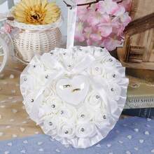 1 chiếc gối đựng nhẫn cưới màu trắng (không bao gồm nhẫn), đệm hộp đựng nhẫn hình trái tim. - trắng - Xem 3