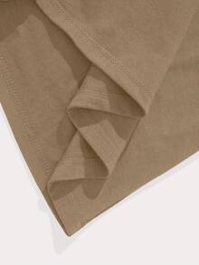 Camiseta Masculina Para Ele Estampada com Design Elegante Pato Deitado - Camiseta Estilosa Bege para Academia, Streetwear e Looks Casuais, Gola Redonda Respirável, Top de Verão para Treino, Material Durável, Manga Curta, Ideal para Entusiastas da Fitness - Bege - Visão 3