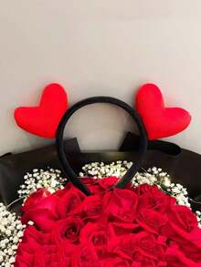 1个创意竖起大拇指的头箍，适合洗脸、派对、音乐会、音乐节等场合，可用作发饰，女士发箍。