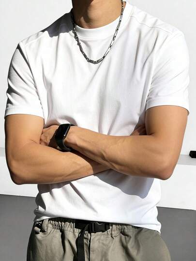 1 pieza Camiseta de cuello redondo de manga corta suave y transpirable para hombres, cómoda para el verano, estilo básico sencillo, lavable a máquina, resistente a las pelusas, adecuada para salidas casuales y ropa de ocio, estilo Old Money