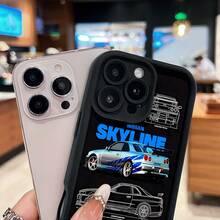 Funda para teléfono con el icónico diseño del Nissan Skyline R34, un deportivo. Esta elegante funda luce el legendario Nissan Skyline R34 con bocetos detallados y colores vibrantes. Compatible con  17,  16 Pro Max,  15 Pro Max,  13 y  12. Fabricada en TPU resistente, ofrece una excelente protección contra golpes y caídas. Un regalo perfecto para amantes de los coches, amigos, familiares, cumpleaños, Navidad u ocasiones especiales. Mantén tu teléfono protegido mientras celebras la historia del automóvil. - Negro - Ver 2