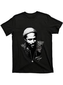 Camiseta gráfica de Marvin Gaye para hombres - Negra con impresión de retrato blanco, algodón suave y transpirable, ajuste regular ligero, cuello redondo, camiseta casual lavable a máquina para atuendos casuales y fanáticos de la música, camisetas de rock and roll, camiseta de manga corta, algodón cómodo - Negro - Ver 1