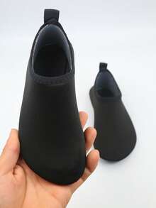 1 Pair Kids Summer Water Shoes, Outdoor Water Shoes, Yoga Shoes, Cartoon Anti-Slip Breathable Beach Shoes, Training Shoes, Girls Cartoon Pattern Round Toe Fabric Sports Water Socks, 1 Pair Lightweight Lace-Up Sports Water Shoes, 1 Pair Kids Soft Breathable Quick-Dry Water Shoes For Swimming, Beach, Indoor, Hotel, Cartoon Print Fashion - Black - View 15