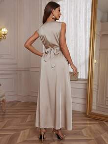 两件套女士V领无袖蕾丝优雅开衩连衣裙，配可拆卸腰带和阿拉伯风格长袖外套 - 杏色 - 查看 5