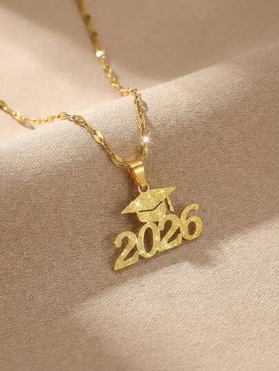 1 pieza Collar con colgante de sombrero de graduación de bachillerato color dorado con efecto de arenado para el año 2026, joyería de acero inoxidable para niños, niñas, compañeros de clase, amigos, regalo de graduación y regreso a clases