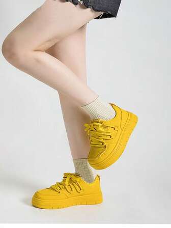 大码女式春秋季系带厚底运动鞋，休闲运动装