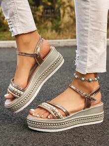 Sandal Wedges Wanita Modis Musim Panas, Gaya Bohemian dengan Desain Ujung Terbuka Berhiaskan Rivet dan Tali Pergelangan Kaki, Sepatu Datar Kasual Elegan yang Bernapas dan Nyaman - Sampanye - View 6