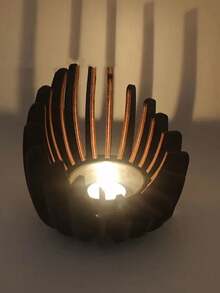 2pcs Handmade Lotus Flower Candle Holders (Candles Not Included), Home Decor Candle Holders, Lotus Flower Shaped Candle Holders, Elegant Candle Decor, Suitable For Wedding, Home, Christmas, Mother's Day - No Battery Required, Modern Minimalist Decor, Handmade, All Seasons