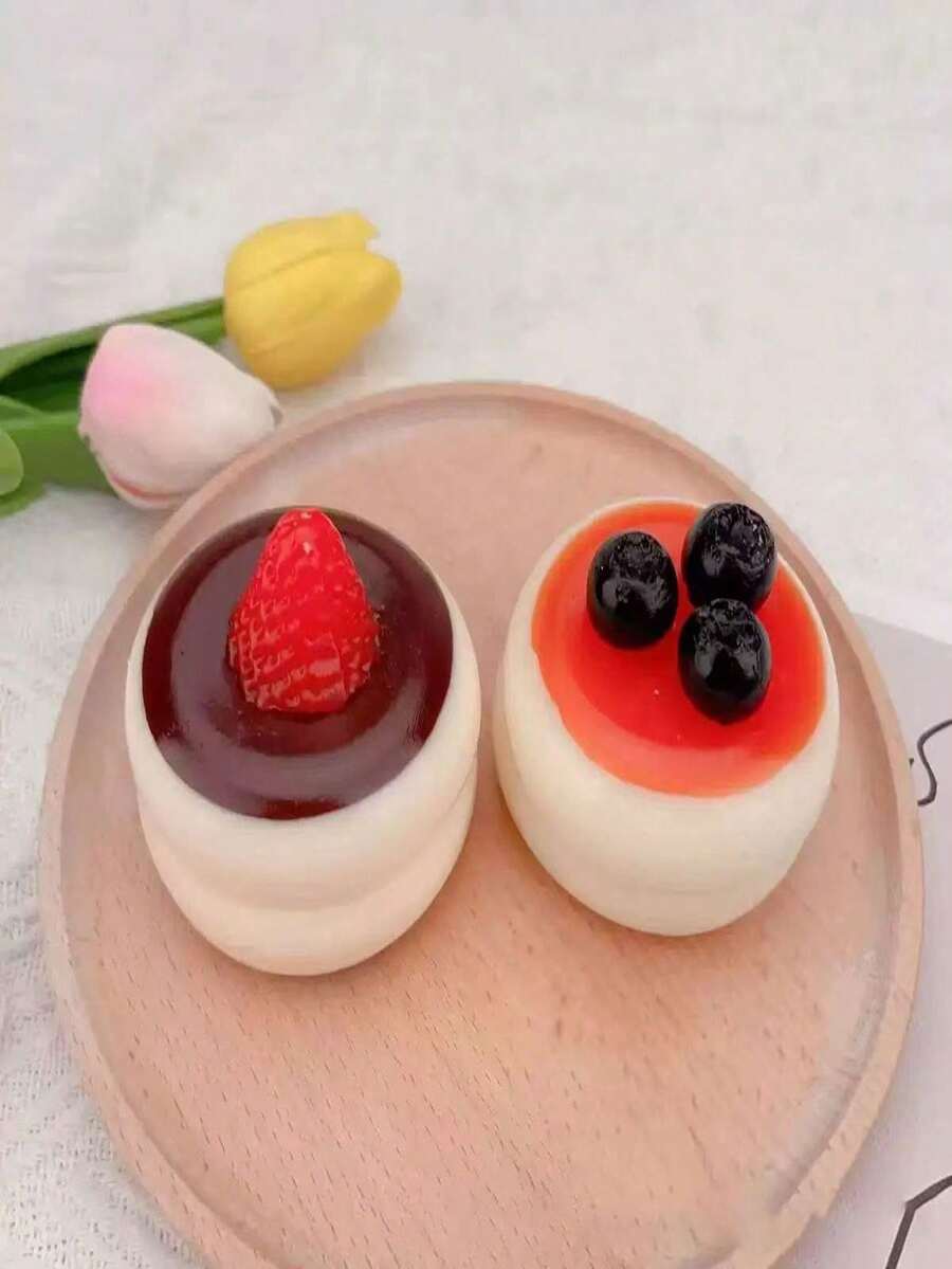Crema de soufflé de fresa y arándano Squishies, juguete antiestrés de pastel Squishy realista, regalo perfecto para vacaciones, cumpleaños, Navidad y fiestas - Multicolor - Ver 1