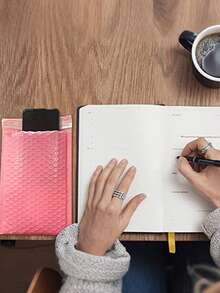 20 chiếc phong bì bong bóng màu hồng, túi gửi thư bong bóng polyethylene, túi bong bóng tự dán màu hồng, túi đựng đồ dùng bằng xốp chống thấm nước, túi lưu trữ đơn giản cho doanh nghiệp, thích hợp cho thư từ, quà tặng, đóng gói, đóng gói và vận chuyển nhanh chóng đồ trang sức, sách, điện thoại và các sản phẩm khác. - Hồng - Xem 6