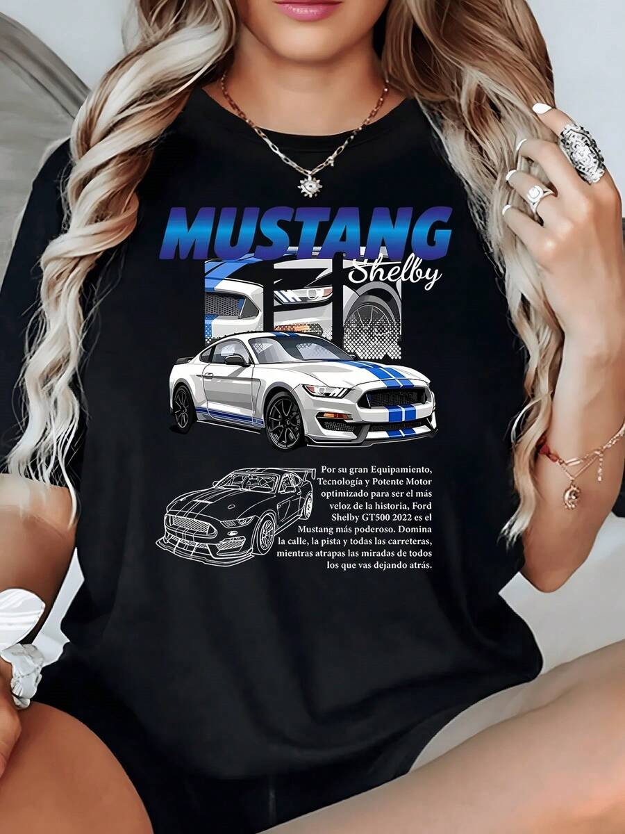 Mustang Shelby GT500 Sports Car On An Urban Background Conveying Speed, Power And Spirit Of Freedom. Women's T-Shirt, 100% Cotton - 黑色 - 查看 1