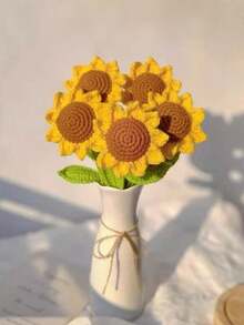 10朵手工钩编向日葵，永不凋谢的人造编织向日葵，栩栩如生的微笑针织向日葵，保鲜花，圣诞节、生日、婚礼、毕业典礼、教师节的最佳礼物。适用于餐厅、房间、卧室装饰、节日礼物和派对装饰，以及圣诞家居装饰。 - 彩色 - 查看 4