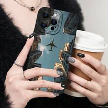 Black Matte Phone Case With City Skyline And Airplane Design.It Contains Precise Cutting Designs That Fully Protect Your Device.Compatible With IPhone 17, 16, 15, 14, 13, 12, 11, As Well As Plus And Pro Max Versions. - 黑色 - 查看 1
