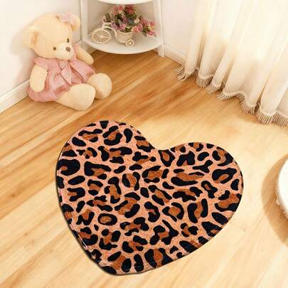 1pc Valentine's Day Limited Edition Romantic Leopard Print Heart Faux Cashmere Decorative Carpet/Wool Carpet/Decorative Carpet/Heart Carpet. Romantic Leopard Print Faux Cashmere Fluffy Heart Carpet, Suitable For Living Room And Bedroom, Soft, Comfortable, Non-Shedding, Washable, Foldable, Removable, Also Can Be Used For Sofa, Window Sill, Room Decor